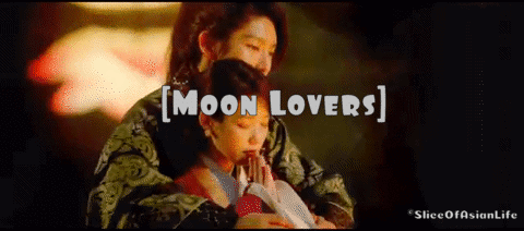 Moon-lovers